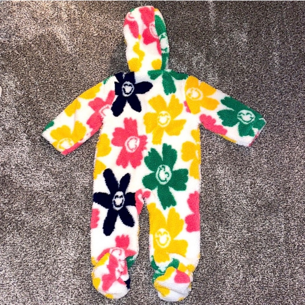 NWOT Stella McCartney 18 month Printed Snowsuit. - Picture 3 of 8